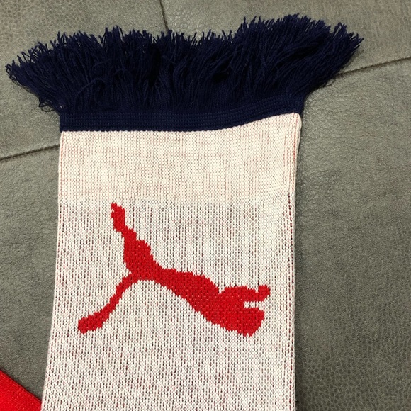 Puma Arsenal Fan Football Soccer Scarf - Picture 4 of 7